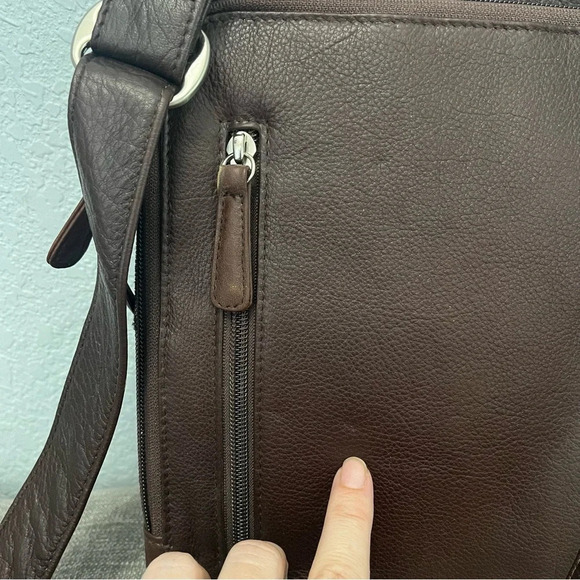 NEW Overland Expresso Dark Brown Leather Crossbody Bag/Purse - Picture 2 of 9